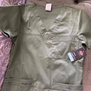 New Dickies Scrub Tops Navy Blue/Olive Green